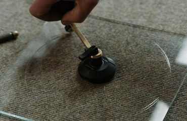 Custom glass cutting Hamilton